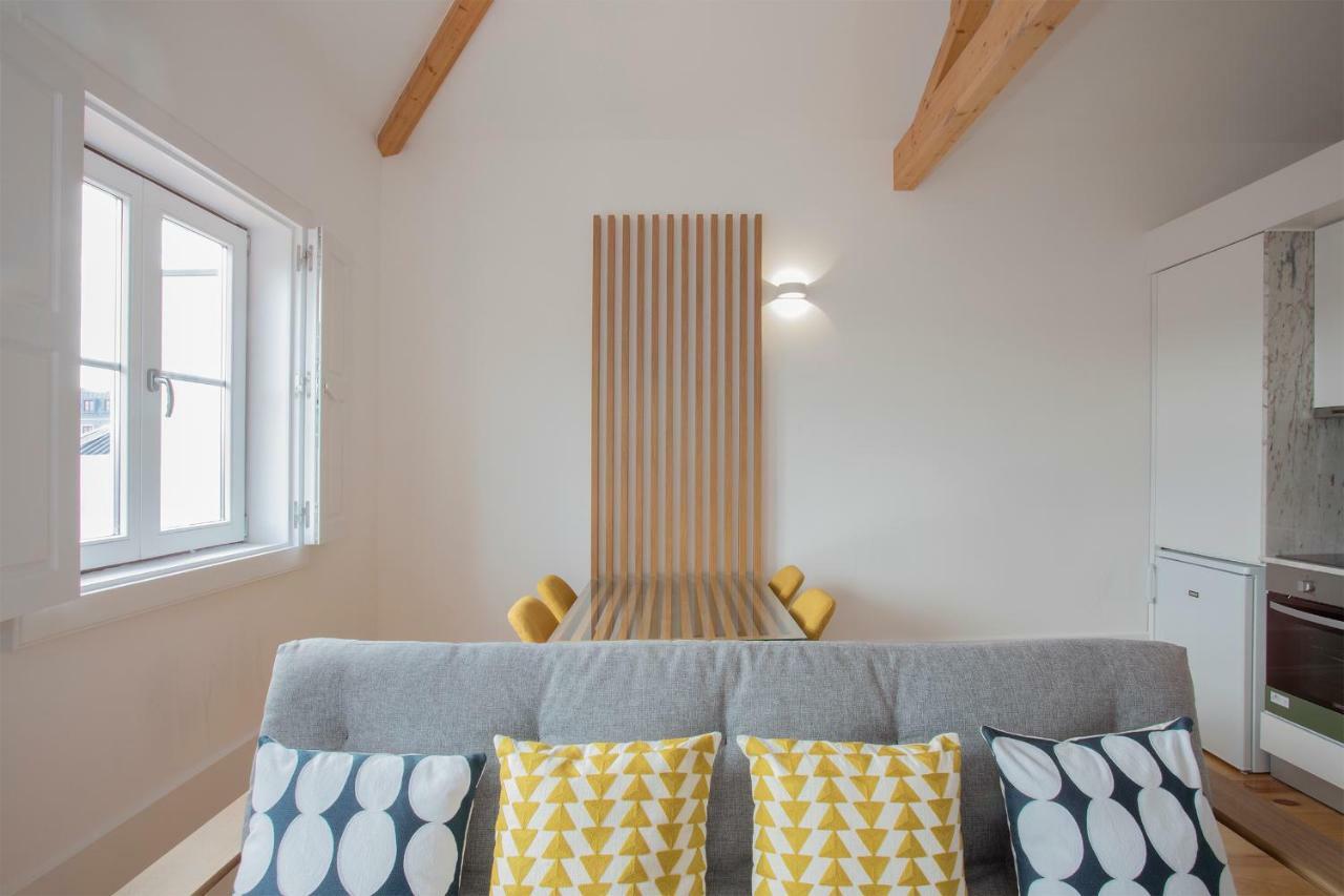 Liiiving In Porto | Historic & Sunny Terrace Apartment Bagian luar foto