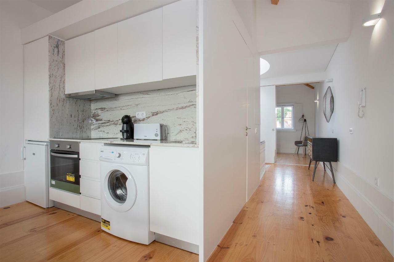 Liiiving In Porto | Historic & Sunny Terrace Apartment Bagian luar foto